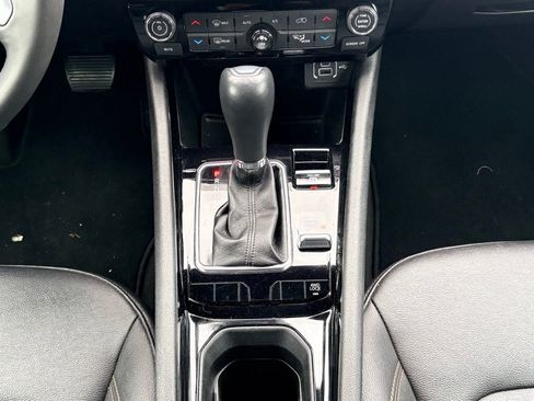 Used 2024 Jeep Compass Limited image 19