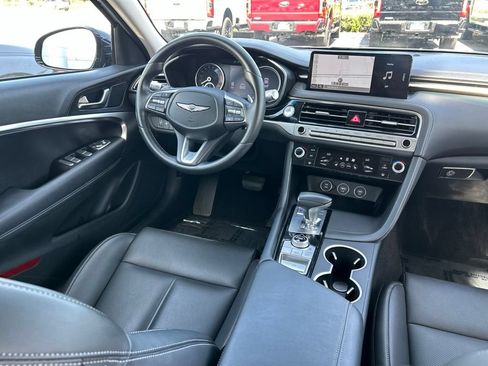 Used 2026 Genesis G70 2.5T RWD image 9