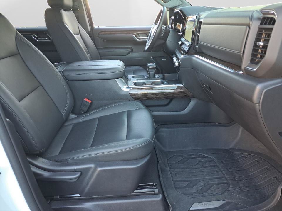 Used 2024 GMC Sierra 1500 Elevation w/ Elevation Premium Package AWD/4WD image 13