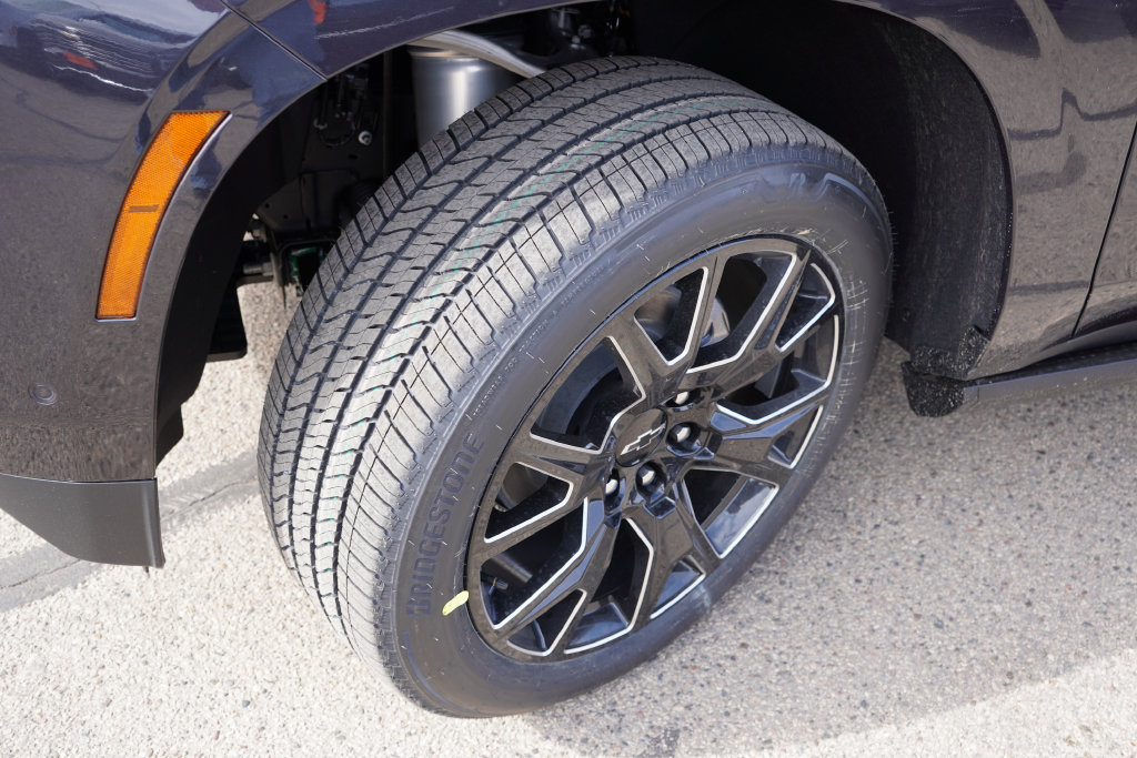 New 2026 Chevrolet Tahoe High Country AWD/4WD image 9