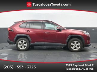 Used 2020 Toyota RAV4 XLE FWD video 1
