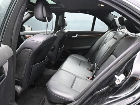 Used 2013 Mercedes-Benz C 300 4MATIC Sedan image 21
