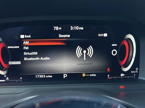 Used 2024 Nissan Rogue SL w/ SL Premium Package image 23