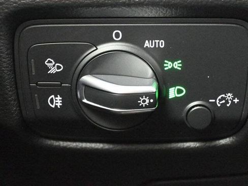 Used 2019 Audi A3 2.0T Titanium w/ Convenience Package image 31