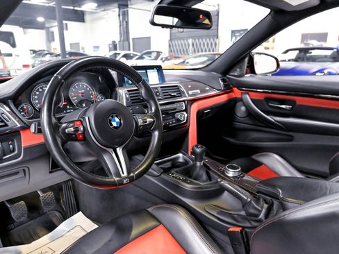 Used 2020 BMW M4 Coupe w/ Competition Package RWD image 8