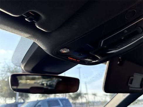 Used 2019 Audi e-tron Premium Plus image 24