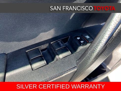 Certified 2017 Toyota Corolla LE image 33