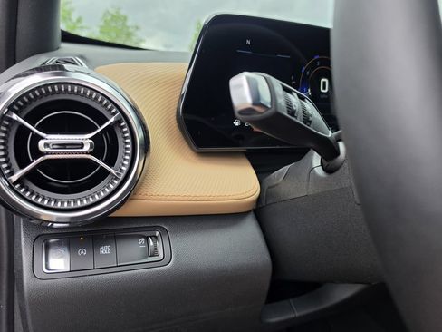 New 2026 Chevrolet Equinox ACTIV w/ Convenience Package III FWD image 23