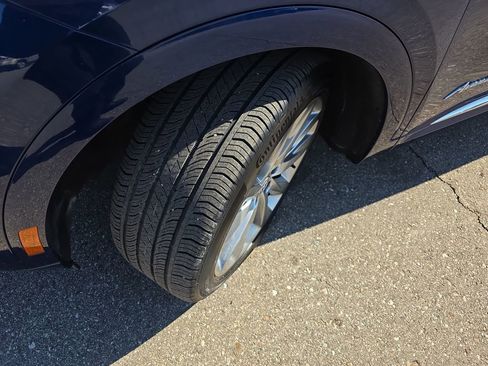 Certified 2023 Buick Envision Avenir AWD/4WD image 36