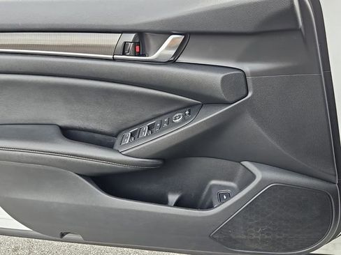 Used 2019 Honda Accord Sport image 23