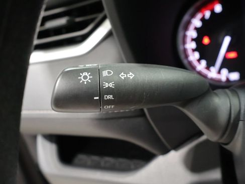 Used 2023 Toyota RAV4 LE AWD/4WD image 36