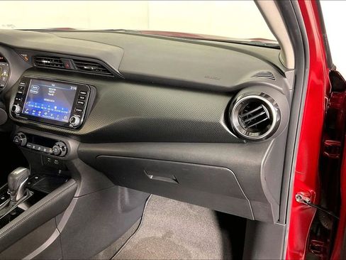 Used 2022 Nissan Kicks SV FWD image 21