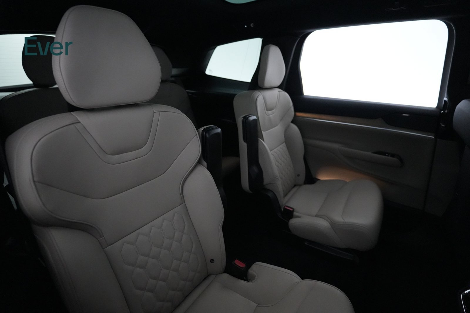 Used 2025 Volvo EX90 Ultra AWD/4WD image 5