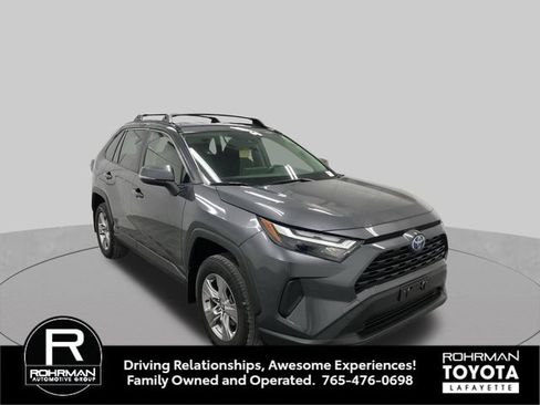 Used 2023 Toyota RAV4 XLE w/ XLE Grade Weather Package AWD/4WD image 10