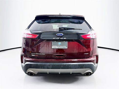 Used 2022 Ford Edge Titanium image 6