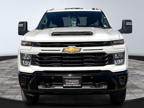 Used 2025 Chevrolet Silverado 2500 Custom w/ Custom Value Package AWD/4WD image 3