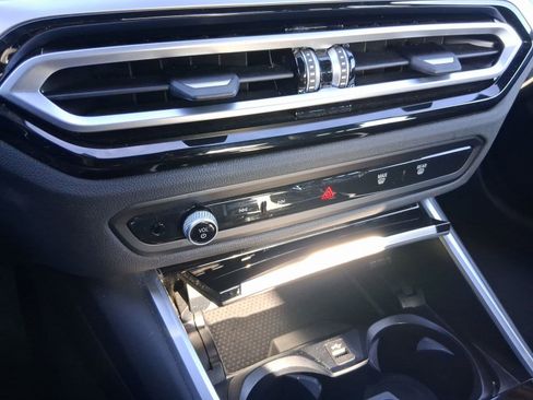 Certified 2023 BMW 330i Sedan w/ Convenience Package image 19