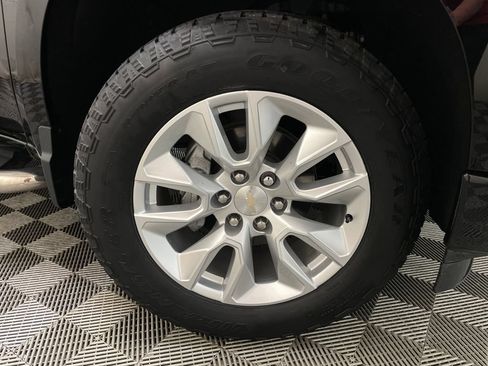 Used 2024 Chevrolet Silverado 1500 Custom AWD/4WD image 46