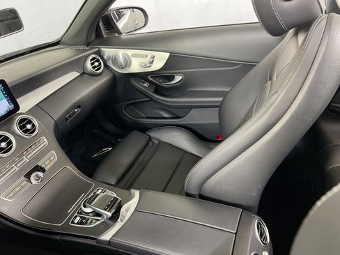Used 2019 Mercedes-Benz C 300 Cabriolet image 24