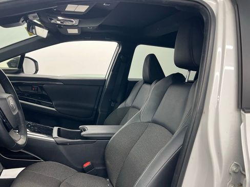 Used 2025 Toyota bZ4X AWD w/ Weather Package image 8