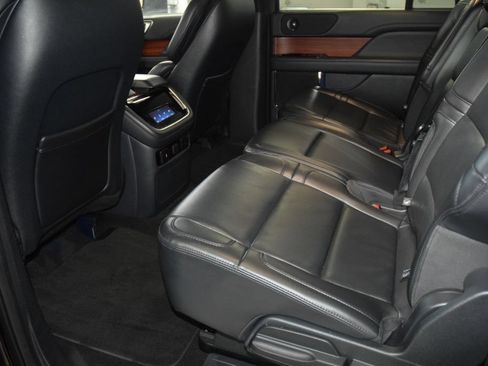 Used 2024 Lincoln Navigator L 4WD image 43