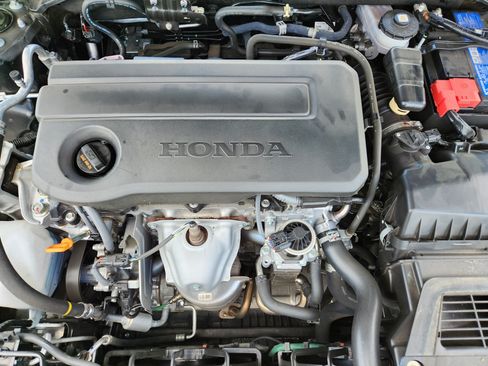 Used 2025 Honda Civic Sport image 8