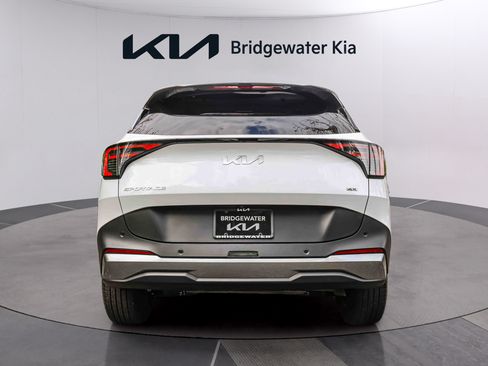 Certified 2026 Kia Sportage EX AWD/4WD image 6