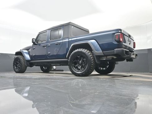 Used 2025 Jeep Gladiator Sport AWD/4WD image 28