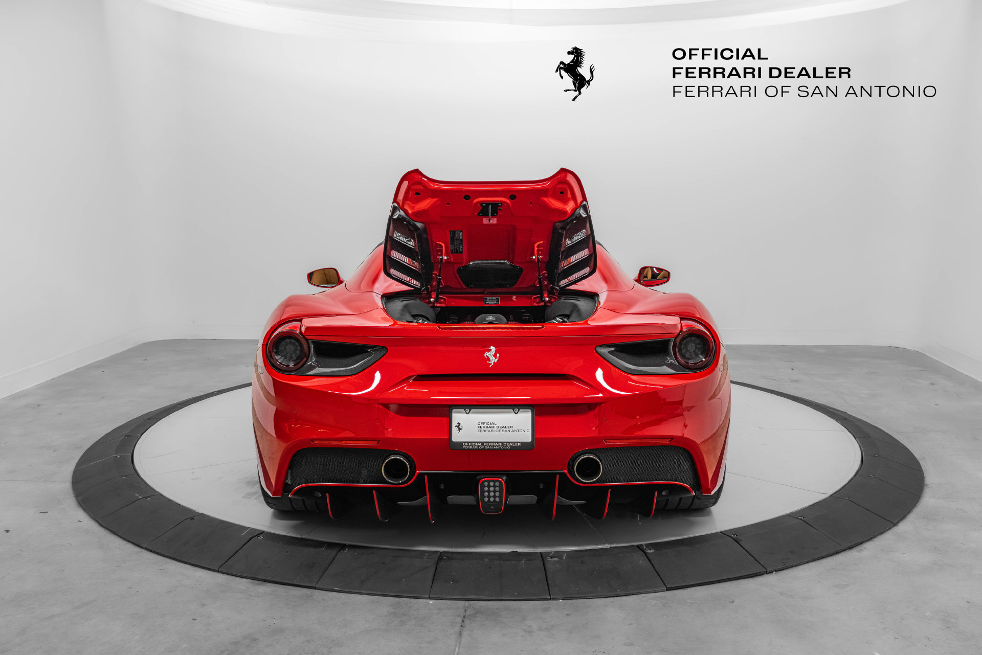 Certified 2018 Ferrari 488 Spider RWD image 20