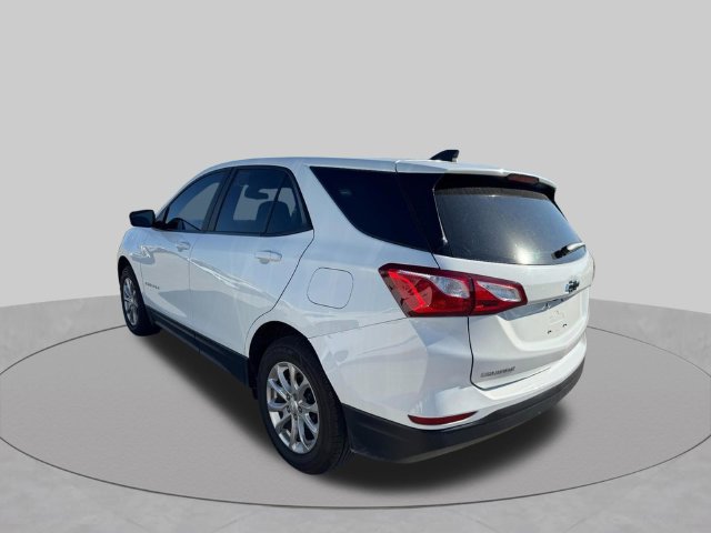 Used 2021 Chevrolet Equinox LS w/ LS Convenience Package AWD/4WD image 7