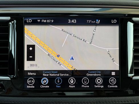 Used 2020 Chrysler Pacifica Limited image 43