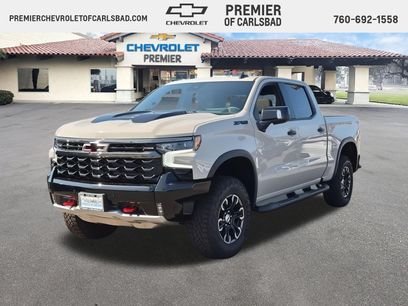New 2026 Chevrolet Silverado 1500 ZR2 w/ LPO, Dark Essentials Package