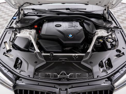 Used 2021 BMW 530i xDrive w/ Premium Package image 31