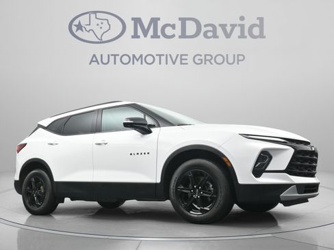 Used 2024 Chevrolet Blazer LT w/ Midnight/Sport Edition FWD image 24
