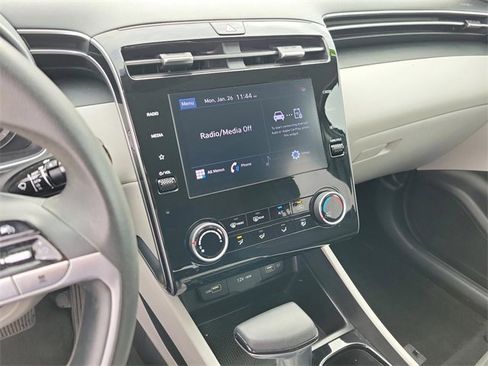 Used 2022 Hyundai Tucson SEL image 23