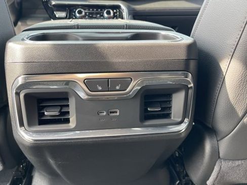 Used 2025 GMC Sierra 2500 Denali w/ Denali Reserve Package image 27