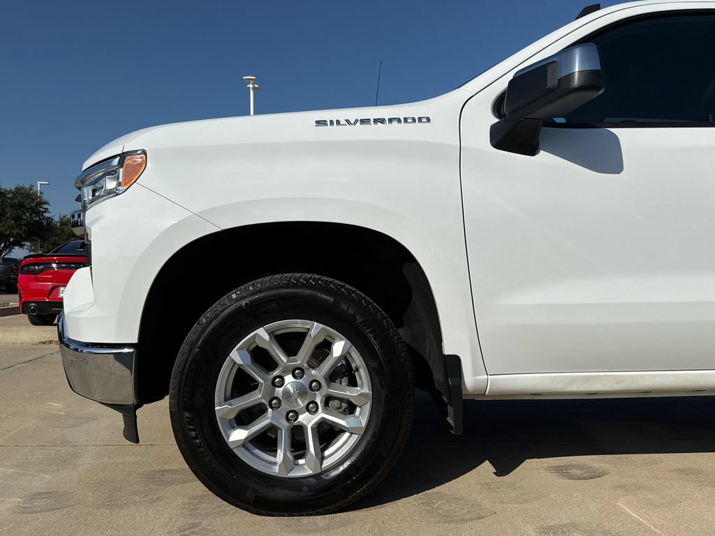 Used 2023 Chevrolet Silverado 1500 LT AWD/4WD image 5