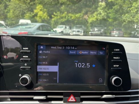 Used 2022 Hyundai Elantra SEL w/ Convenience + Premium Package FWD image 28