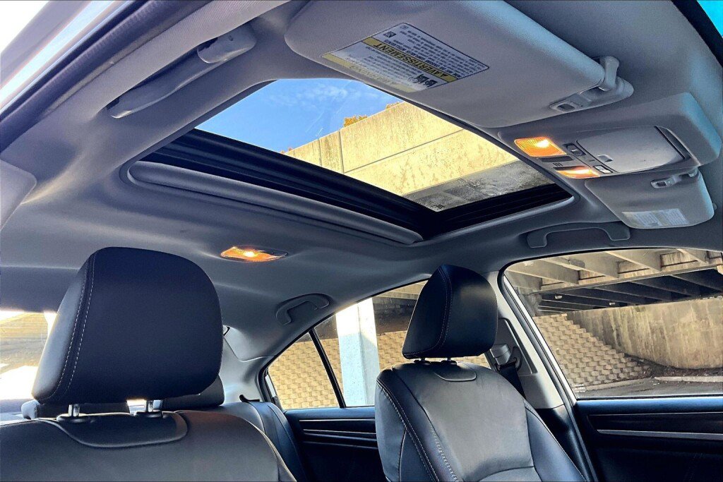 Used 2018 Subaru Legacy 2.5i Limited AWD/4WD image 12