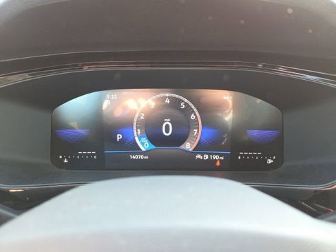 Used 2023 Volkswagen Taos S image 13