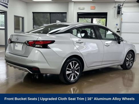 Used 2025 Nissan Versa SV FWD image 5