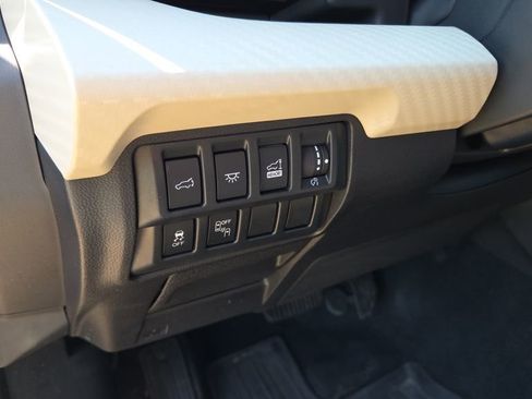 Used 2021 Subaru Ascent Premium w/ Convenience Package AWD/4WD image 10