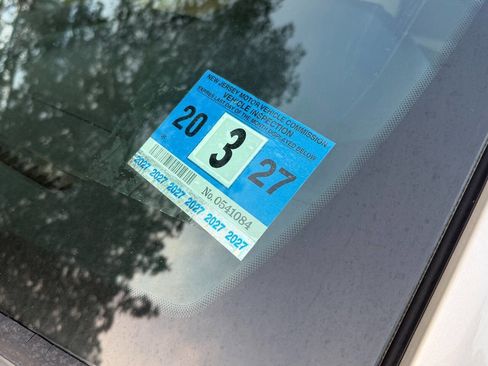 Used 2018 Ford F150 XLT w/ Equipment Group 302A Luxury image 21