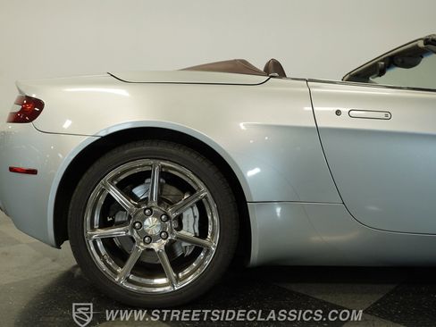 Used 2008 Aston Martin V8 Vantage Roadster image 33