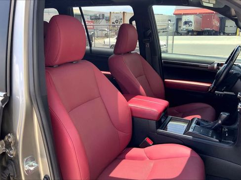Used 2023 Lexus GX 460 Premium AWD/4WD image 14