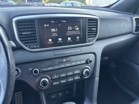 Used 2020 Kia Sportage S w/ S FWD Sunroof Package image 10