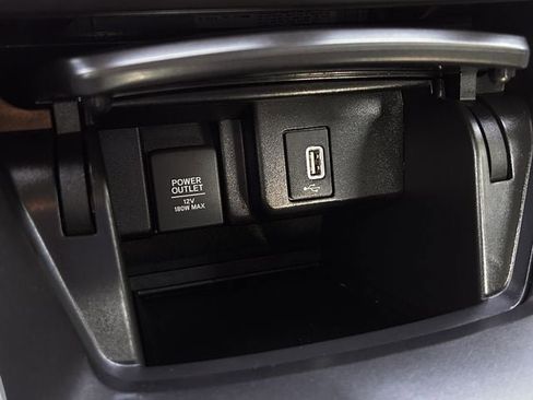 Used 2020 Honda Accord Hybrid image 23