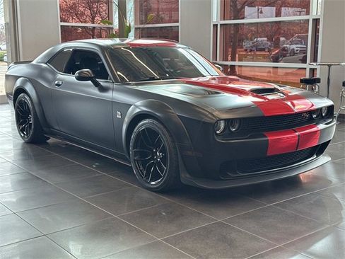 Used 2019 Dodge Challenger R/T Scat Pack image 3