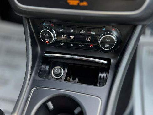 Used 2020 Mercedes-Benz GLA 250 4MATIC image 17