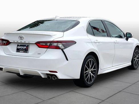 Used 2024 Toyota Camry SE FWD image 13